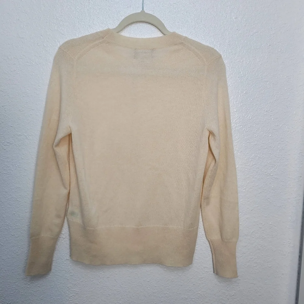 J Crew Cashmere classic-fit crewneck sweater BA400 Size XS  NWT In Natural *Flaw